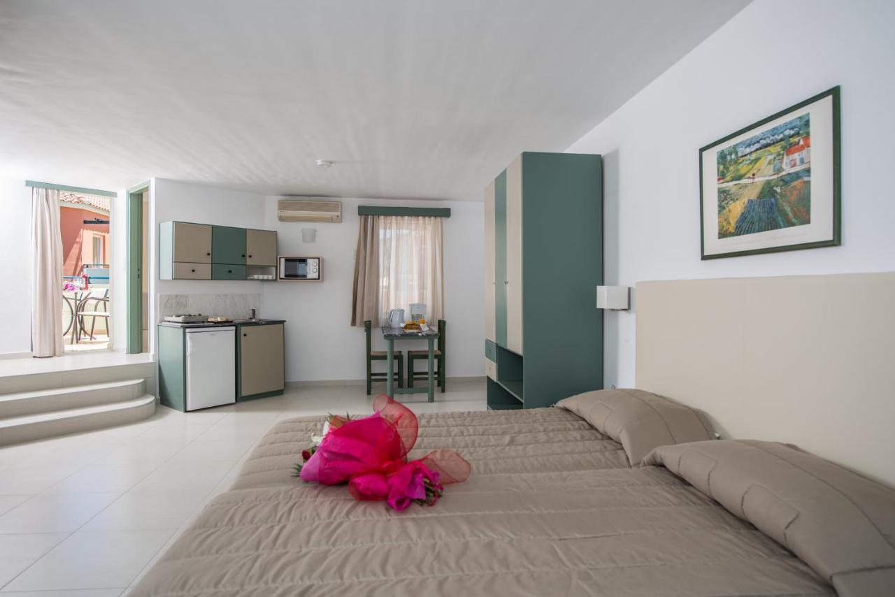 Stefan Village Hotel Agia Marina  Exterior photo
