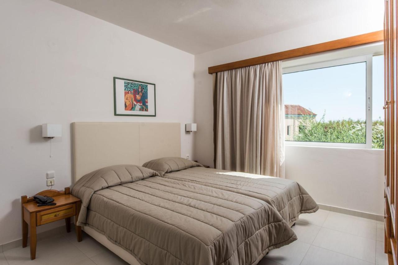 Stefan Village Hotel Agia Marina  Exterior photo